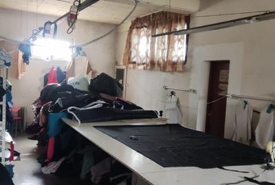 Hala 200 mp ideal dep/detailling auto Colentina - 3