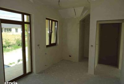 Casă cu 5 camere cu Teren 640 Mp în Central - 6