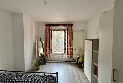 Casa la curte comuna, 180mp teren,  zona Balcescu - Universitatii - 6