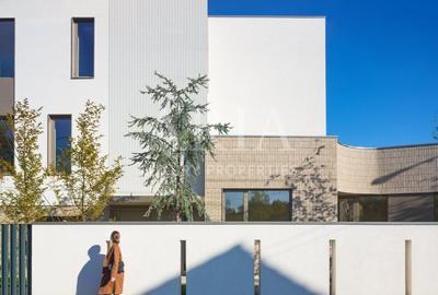 MODERN VILLA - LUXURY GATED COMMUNITY - 3