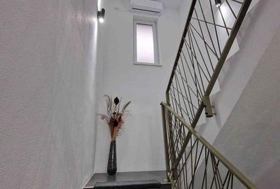 Casă cu 5 camere decomandat cu Teren 325 Mp în Dumbrăvița - 14
