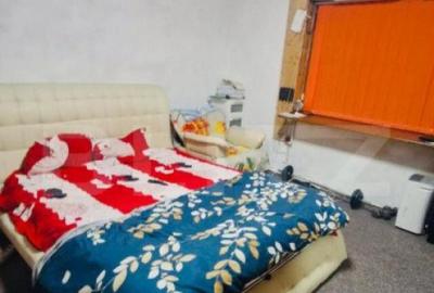 Casa cu 2 corpuri in curte, individuala, 7 camere, 150 mp, - 10