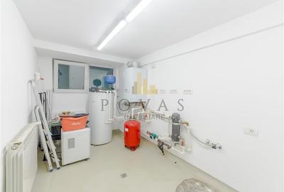 Casă cu 5 camere cu Canalizare în Central - 21