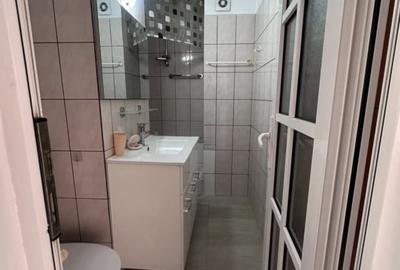 Apartament cu 4 camere decomandat în Decebal - 8