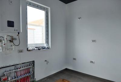 Vindem casa in Navodari zona de vile - 3