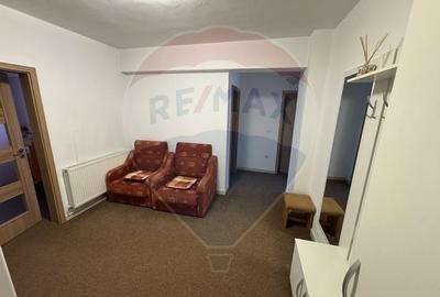 Apartament cu 3 camere de inchiriat - 5