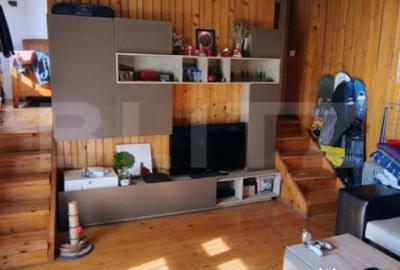 Casă cu 5 camere cu Canalizare în Râșnov - 1