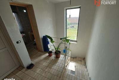 Casă cu 4 camere cu Garaj în Giarmata - 7