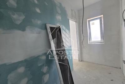 Jumatate de duplex pe parter cu 3 camere si 2 bai, Sag - 13