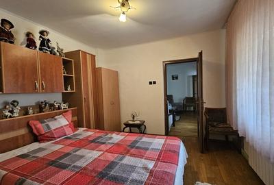 Casa 4 camere - zona Trocadero - termen lung - 11
