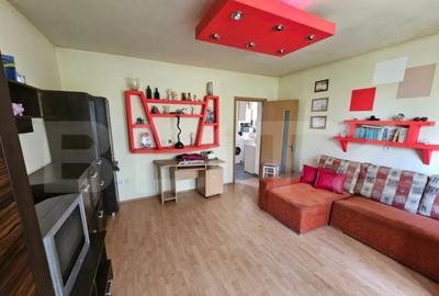 Apartament cu 3 camere decomandat în Calea Moldovei - 2