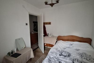 Apartament cu 3 camere decomandat în George Enescu - 2