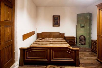 Casă cu 4 camere în Central - 3