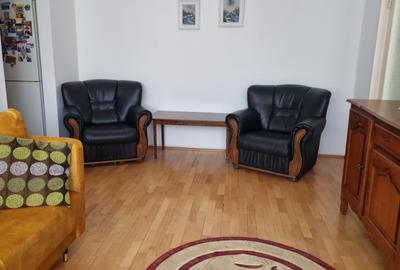 Apartament cu 3 camere semidecomandat, mobilat în Titan - 13