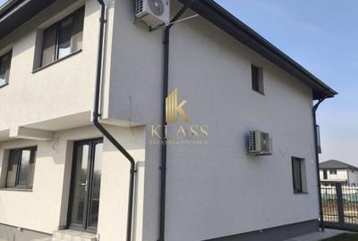 Duplex cu 4 camere cu Teren 305 Mp în Central