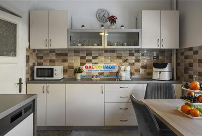 Casă cu 5 camere cu Teren 359 Mp în Central - 12