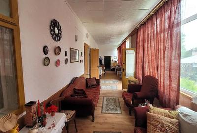 Casă cu 3 camere cu Teren 1434 Mp în Satchinez - 10
