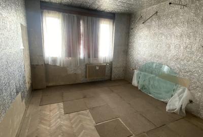 Giulesti Giulesti - 5
