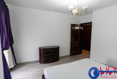 Apartament cu 2 camere decomandat în Pelican