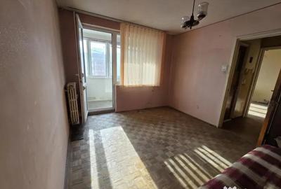 Apartament cu 2 camere semidecomandat în Gării - 1