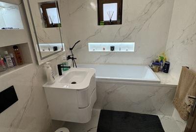 Apartament cu 4 camere decomandat în Micro 17 - 4
