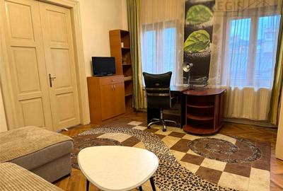 Apartament 2 camere cu terasa si curte iprivata n Centrul Br - 16