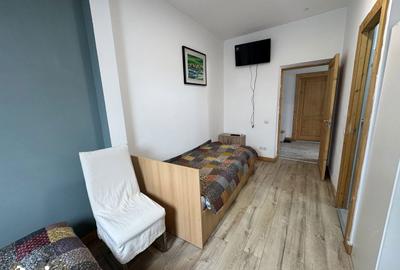 Casă cu 8 camere cu Teren 500 Mp în Turnișor - 3