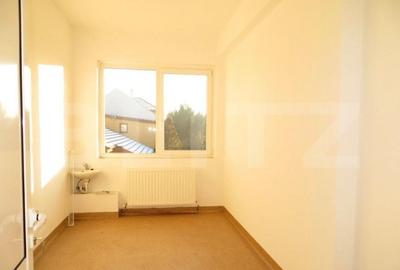 Casa de vanzare , anterior clinica medicala , 1174mp, 30 camere - 4