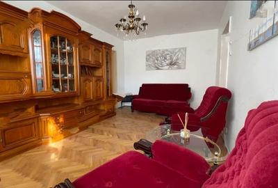 Apartament cu 3 camere semidecomandat, mobilat în Obor