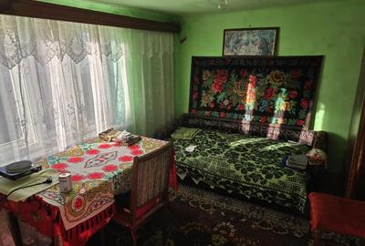 Casă cu 6 camere cu Teren 1400 Mp în Chitid - 1