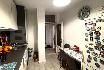 Apartament 2 camere, Etaj intermediar, Decomandat,  Zona centrala - 2