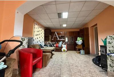 Casă cu 2 camere cu Teren 3861 Mp în Șumugiu - 1