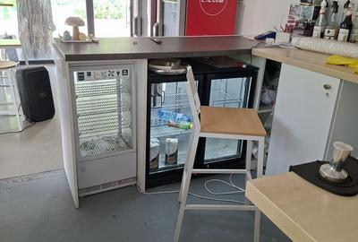 Spațiu comercial, de 32 mp, în Central - 4