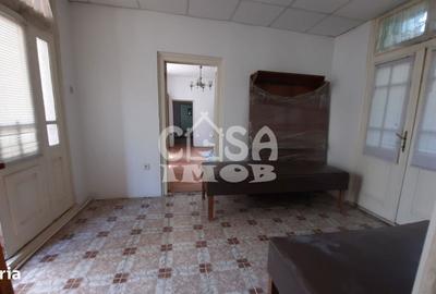 Casă cu 4 camere cu Teren 1845 Mp în Răcari - 5