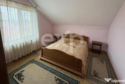 Casă cu 7 camere cu Teren 465 Mp în Bradu - 3