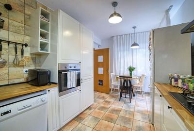 Casa complet mobilata 5 camere 3 bai curte generoasa - 9