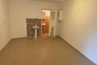 Spațiu comercial, de 20 mp, în Metalurgie - 3