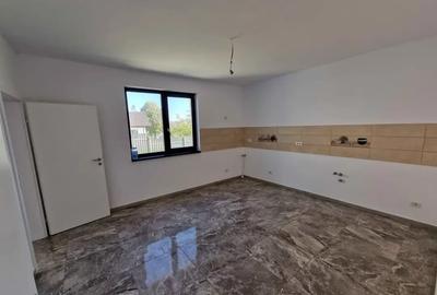 Casa cu garaj interior, Tomesti - 6