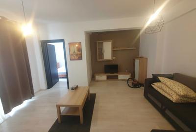 Apartament cu 3 camere semidecomandat în Central - 3