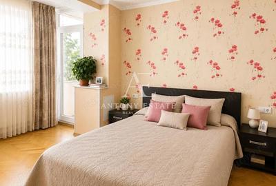 Apartament cu 4 camere decomandat, mobilat în Decebal