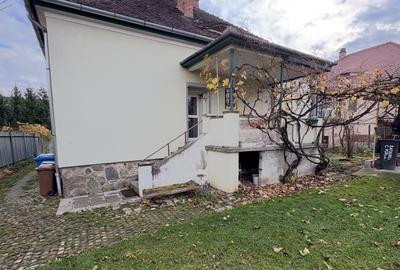 VAND CASA   CU 900 MP TEREN,ZONA PARCUL SUB ARINI - 2