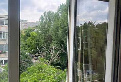 Apartament cu 3 camere decomandat, mobilat în Păcii - 12