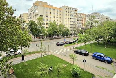 Apartament cu 4 camere în Central