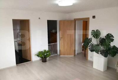 Casa spa?ioasa cu 6 camere ?i 3 bai - confort ?i intimitate - 14