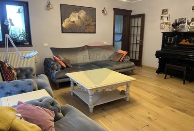 Casă cu 6 camere cu Teren 1200 Mp în Central - 2