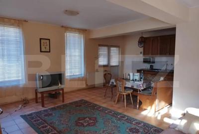 Casă cu 4 camere cu Teren 1300 Mp în Central - 4