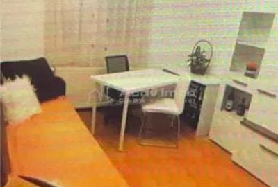 Apartament cu 2 camere decomandat în Zimandu Nou - 4
