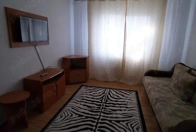 Proprietar ofer spre inchiriere apartament cu 2camere - 4
