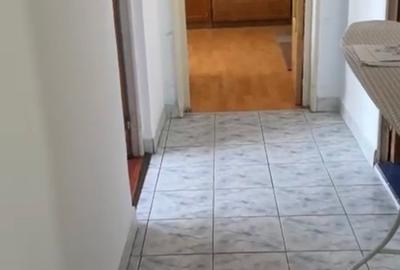 Apartament cu 2 camere decomandat în Baba Novac