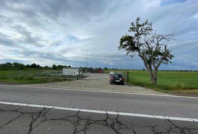 Teren construcție, în Periferie